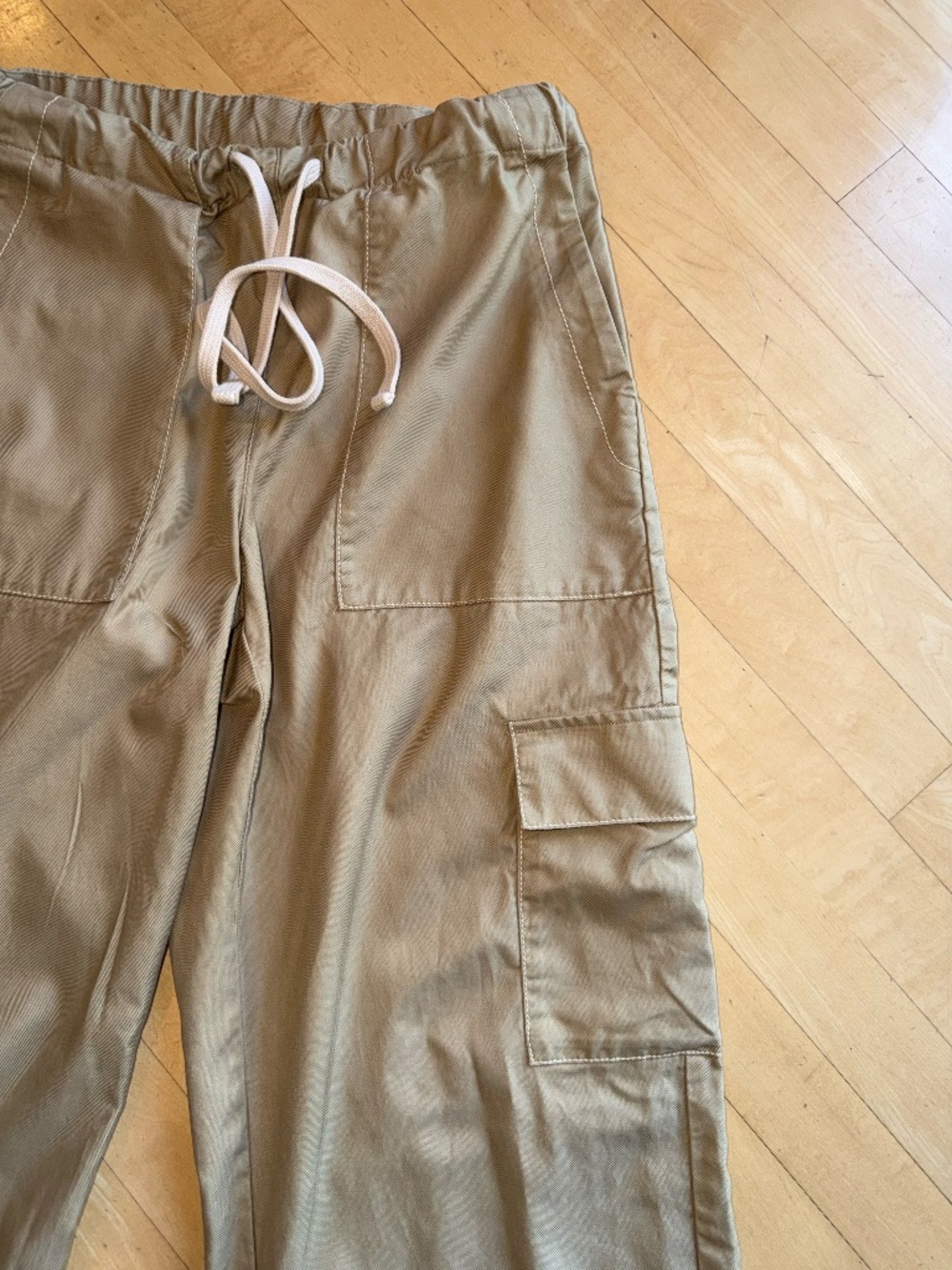 Banana Republic twill utility cargo wide leg pants, M, GP1535 - Picture 4 of 6